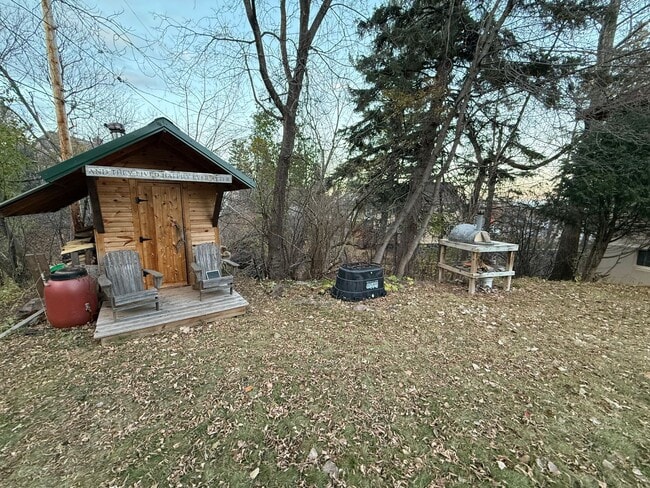 Foto del edificio - 4 bedroom, 2bath