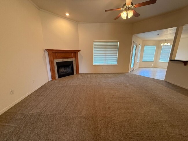 Building Photo - 3601 Salt Fork Dr