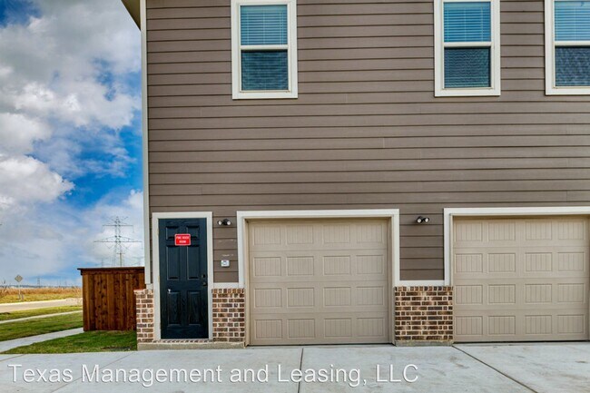 Building Photo - 2 br, 2 bath House - 747 Harvest Moon Drive