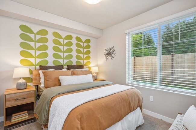 Building Photo - 3 Bed | 3.5 Bathroom | 1626 Sq Ft | $3,550