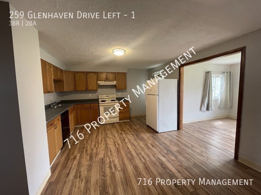 Primary Photo - 259 Glenhaven Dr