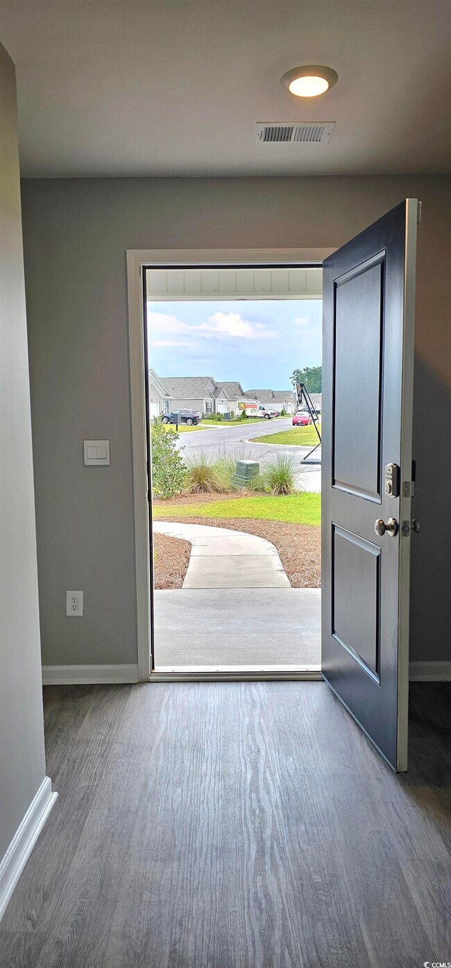 Building Photo - 621 Talisman Trail