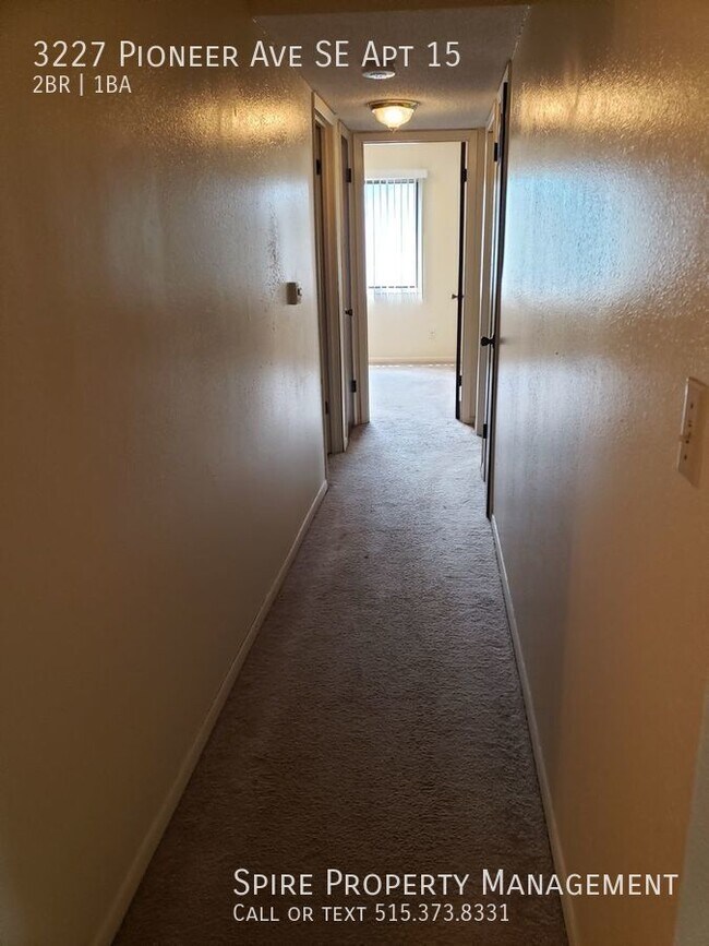 Foto del edificio - 3227 Pioneer Ave SE