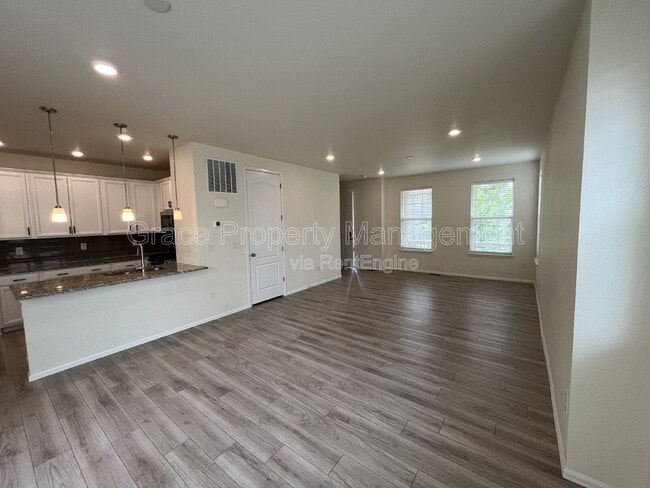 Photo - 17626 Olive St House