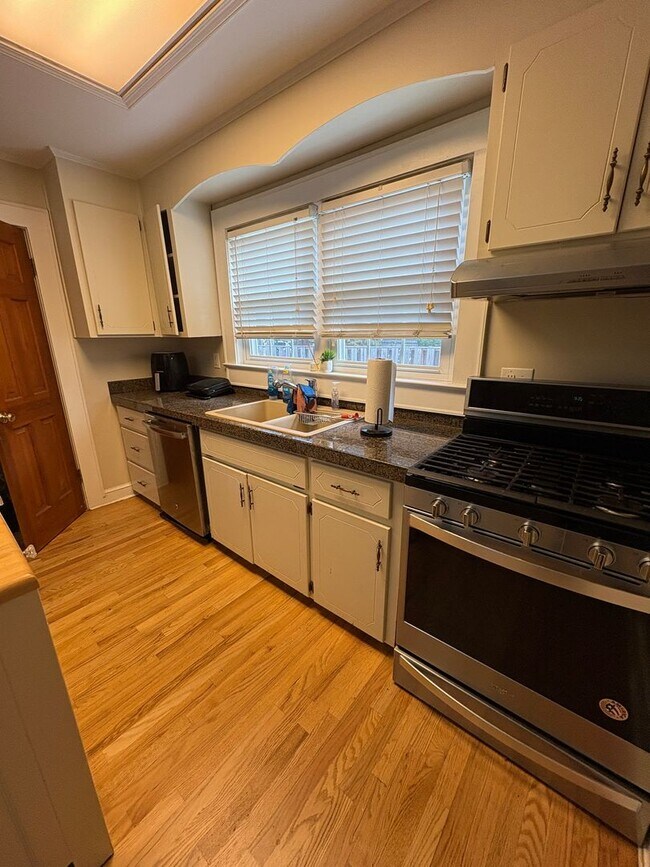 Foto del edificio - 3 Bedroom 2.5 Bath Townhome in Downtown Gr...