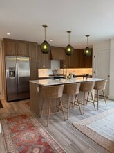 Building Photo - 2612 Westridge Dr