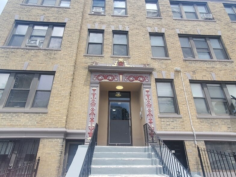 Foto principal - 72 Walnut Park