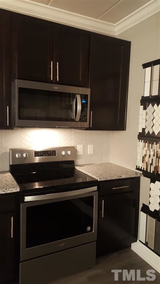 Foto del edificio - 3323 DOVER WOOD LN