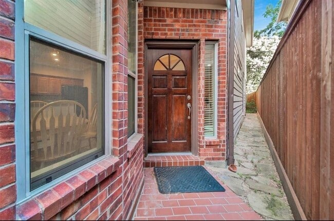 Building Photo - 5413 Kiam St