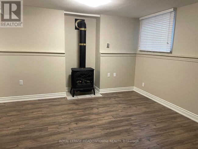 Building Photo - 513 Beaver Ct