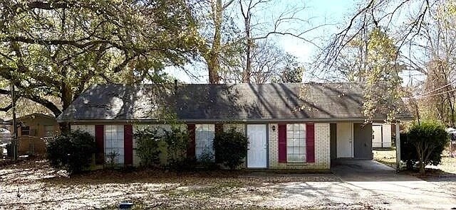 Primary Photo - 206 Lincoln Rd