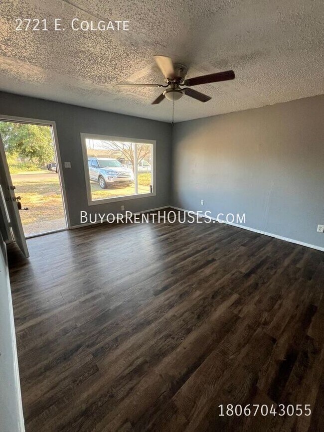 Foto del edificio - PRICE REDUCTION! $499 Move-In Special (+ a...