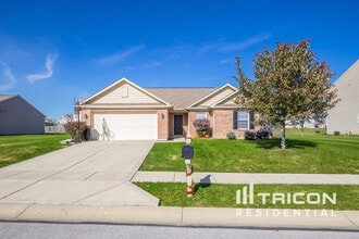 Building Photo - 8170 Dartmoth Ln