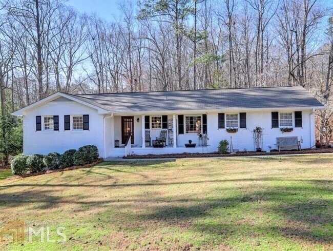Building Photo - 1405 Roper Rd
