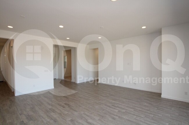 Foto del edificio - 32736 N 22nd Dr