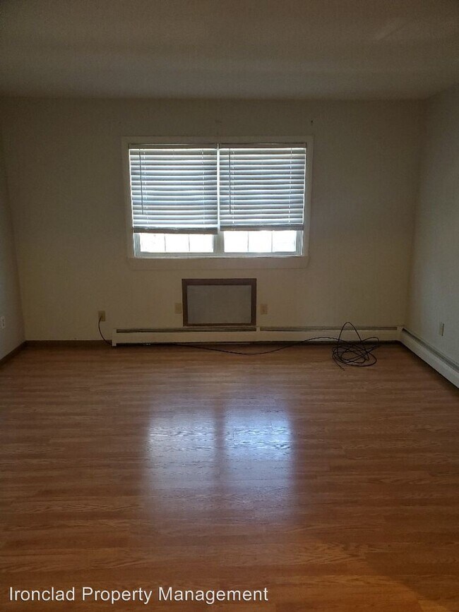 Foto del edificio - 269 W Washington St