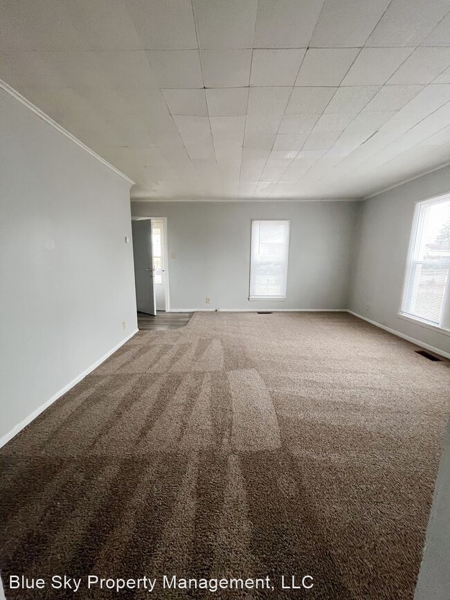 Building Photo - 2 br, 1 bath House - 2918 S. Vine St.