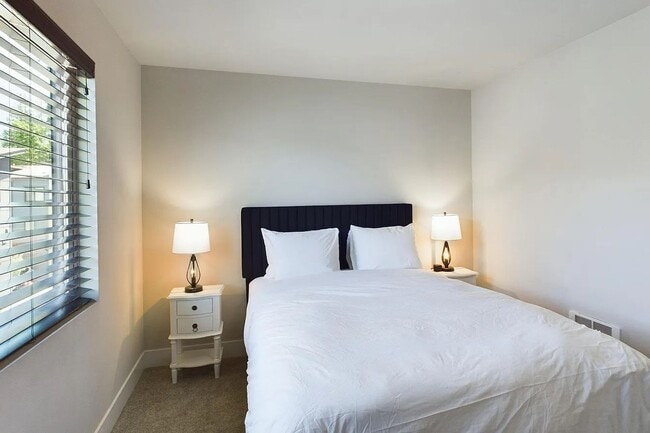 Foto del edificio - 510 Coho Walk SE