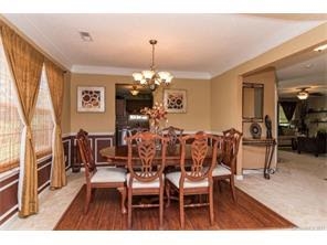 Building Photo - 10709 Haddington Dr NW