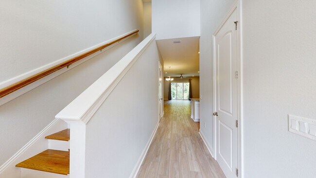 Foto del edificio - Luxury Toll Brothers townhome for rent in ...