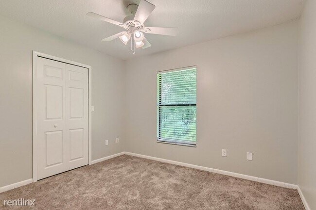 Building Photo - 3 br, 2 bath House - 2630 S Oak Avenue