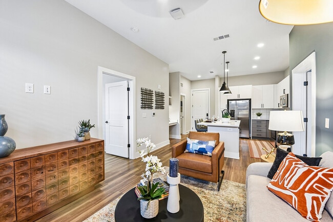 23-web-or-mls-Unit L03-S2504-004 - NuVo 27