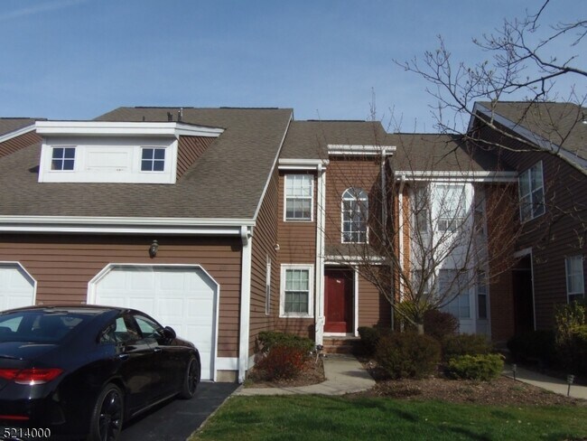 Building Photo - 261 De Rose Ct