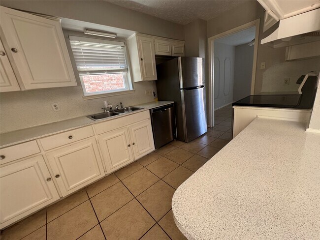 Foto del edificio - 3842 Willow Springs Ln