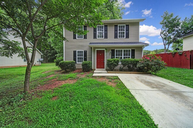 Foto del edificio - Lovely 4 Bed 2 Bath Home in Charlotte!