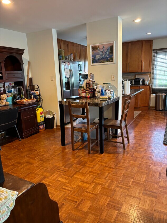 kitchen & living room - 9339 Banes St