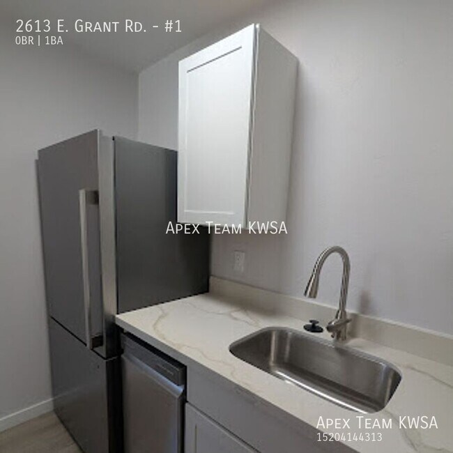 Foto del edificio - 2613 E Grant Rd