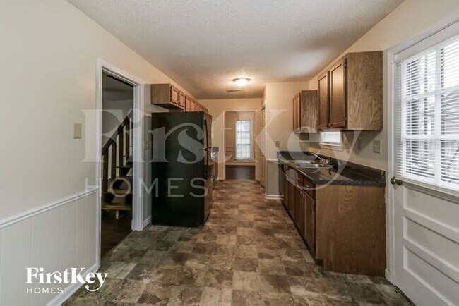 Foto del edificio - 6347 Scarletcrest Ln