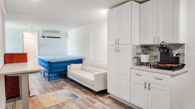 Foto del edificio - 137 Carnation Ave