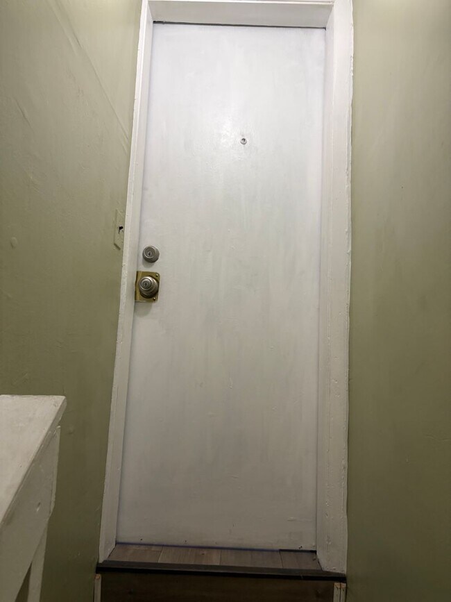 Foto del edificio - 203 N Carey St