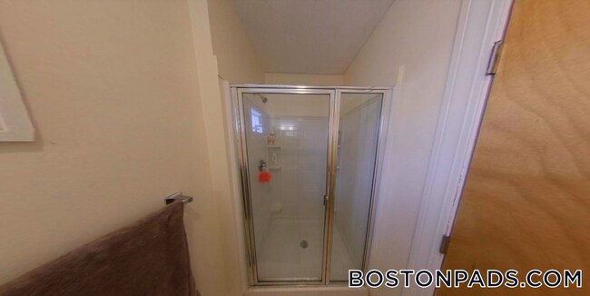 Building Photo - 20 Norumbega Terrace