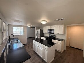 Building Photo - 7916 Copano Dr