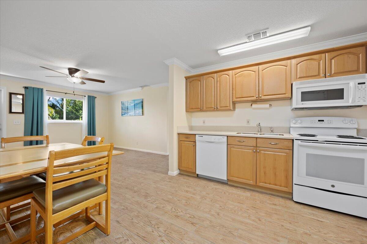 Foto principal - 260 Jennings Ave