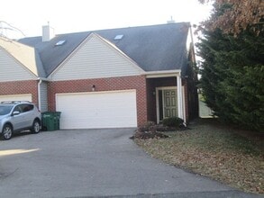 Building Photo - 530 Silver Leaf Dr NW