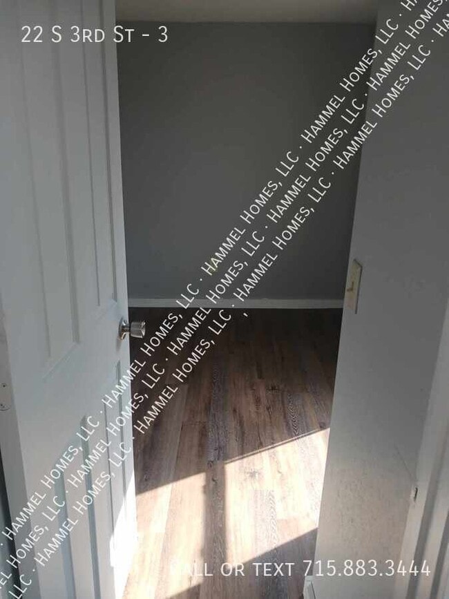 Foto del edificio - 22 S 3rd St