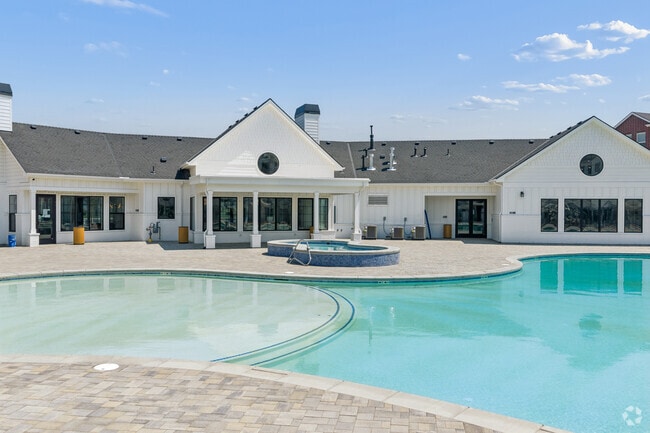Piscina - AERIE AT EAGLE