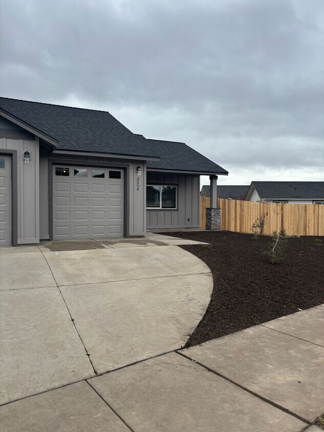 Primary Photo - 1 bedroom ADU in SW Redmond