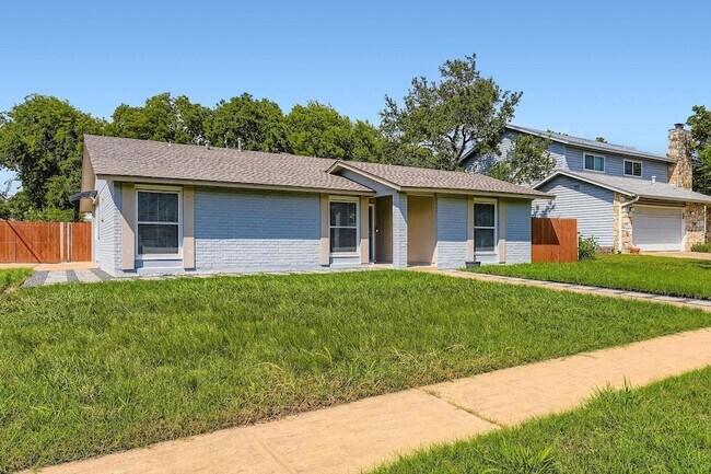 Building Photo - 10815 Lambert Cir