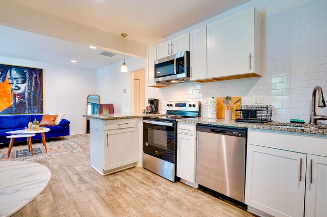 Photo - 1311 Campbellton Rd SW House