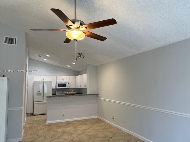 Foto del edificio - 151 SW 95th Ter