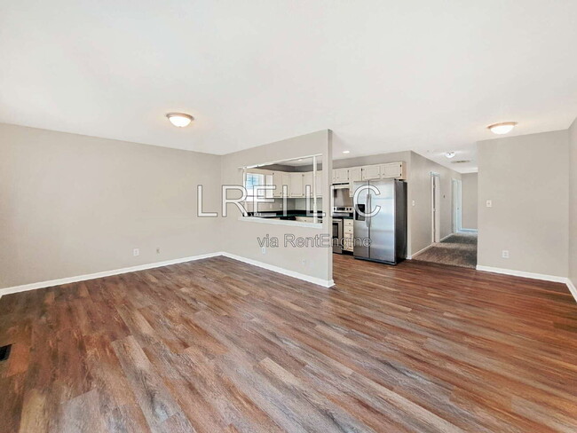 Building Photo - 1504 Haskin Ave