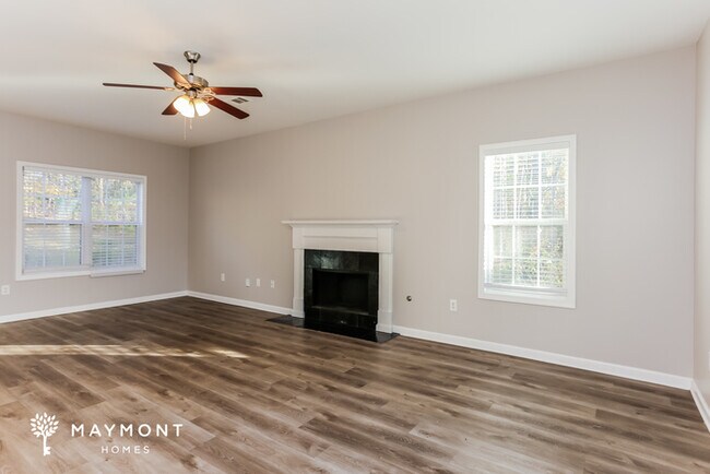 Building Photo - 900 Terrace Mill Dr