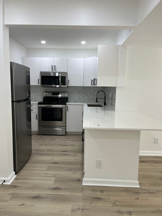 Photo - Beautiful 2 bedroom 2 bath Condo in Boca R...