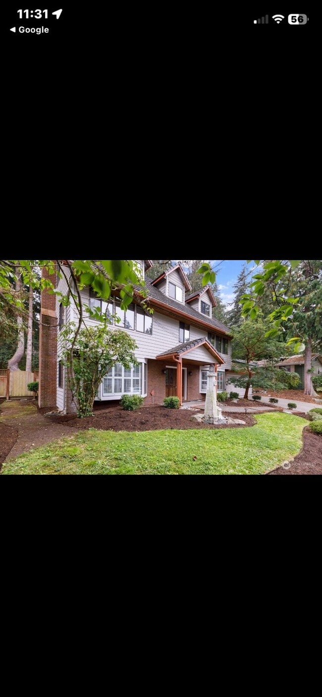 Building Photo - 761 SW Castilian Dr