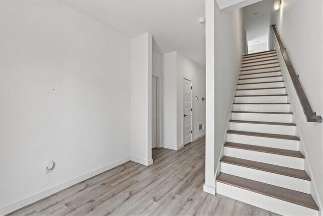 Foto del edificio - 1077 Glen Opal Dr