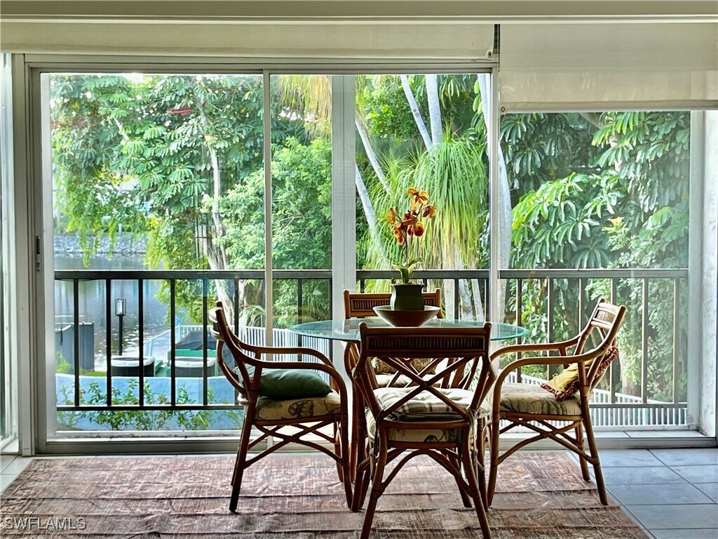 Primary Photo - 3030 Binnacle Dr